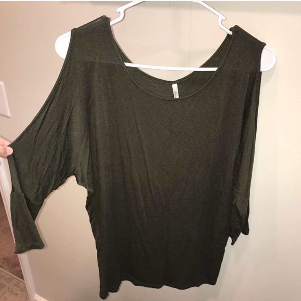 Green 3/4 top
